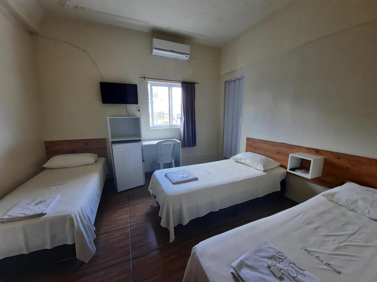 Hotel Tres Passos - Prox Ao Aeroporto E Rodoviaria 阿雷格里港 外观 照片
