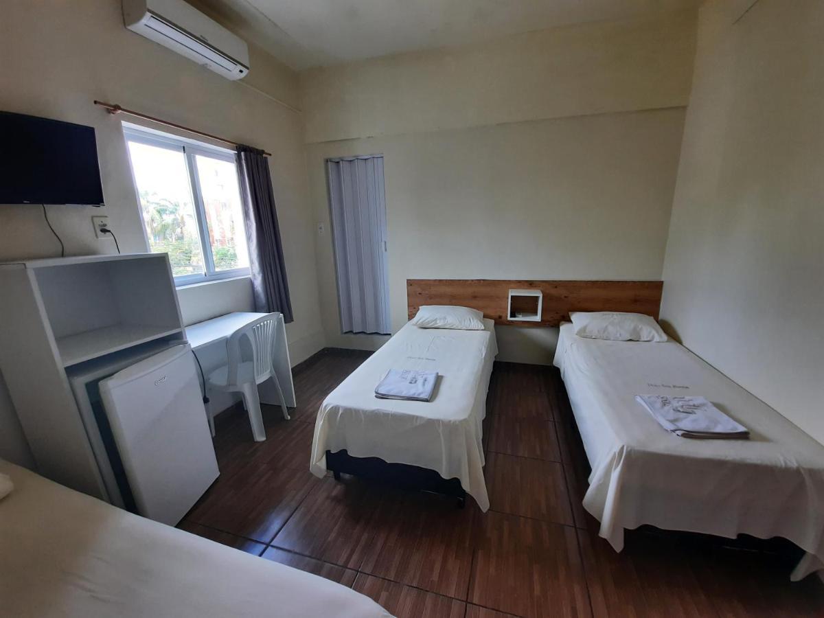Hotel Tres Passos - Prox Ao Aeroporto E Rodoviaria 阿雷格里港 外观 照片