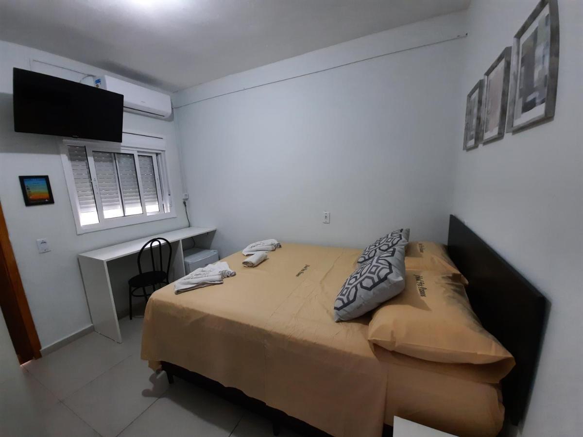 Hotel Tres Passos - Prox Ao Aeroporto E Rodoviaria 阿雷格里港 外观 照片