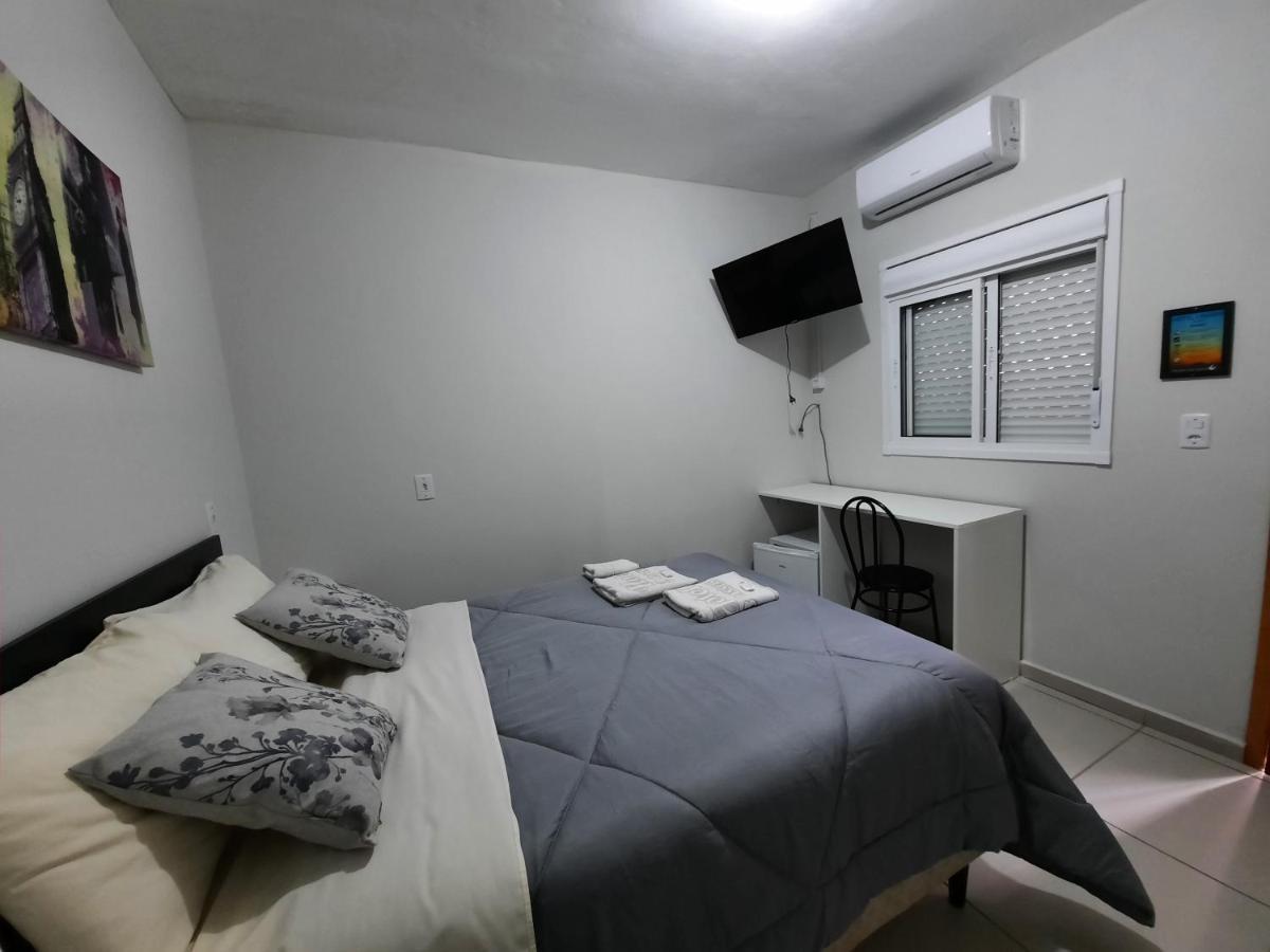 Hotel Tres Passos - Prox Ao Aeroporto E Rodoviaria 阿雷格里港 外观 照片