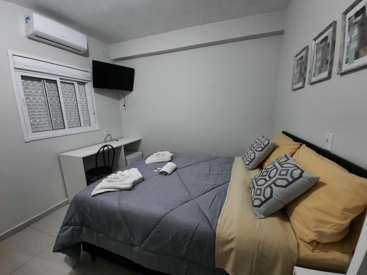 Hotel Tres Passos - Prox Ao Aeroporto E Rodoviaria 阿雷格里港 外观 照片