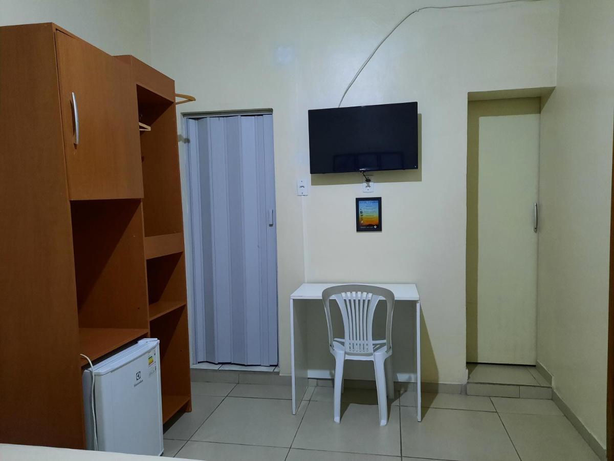Hotel Tres Passos - Prox Ao Aeroporto E Rodoviaria 阿雷格里港 外观 照片