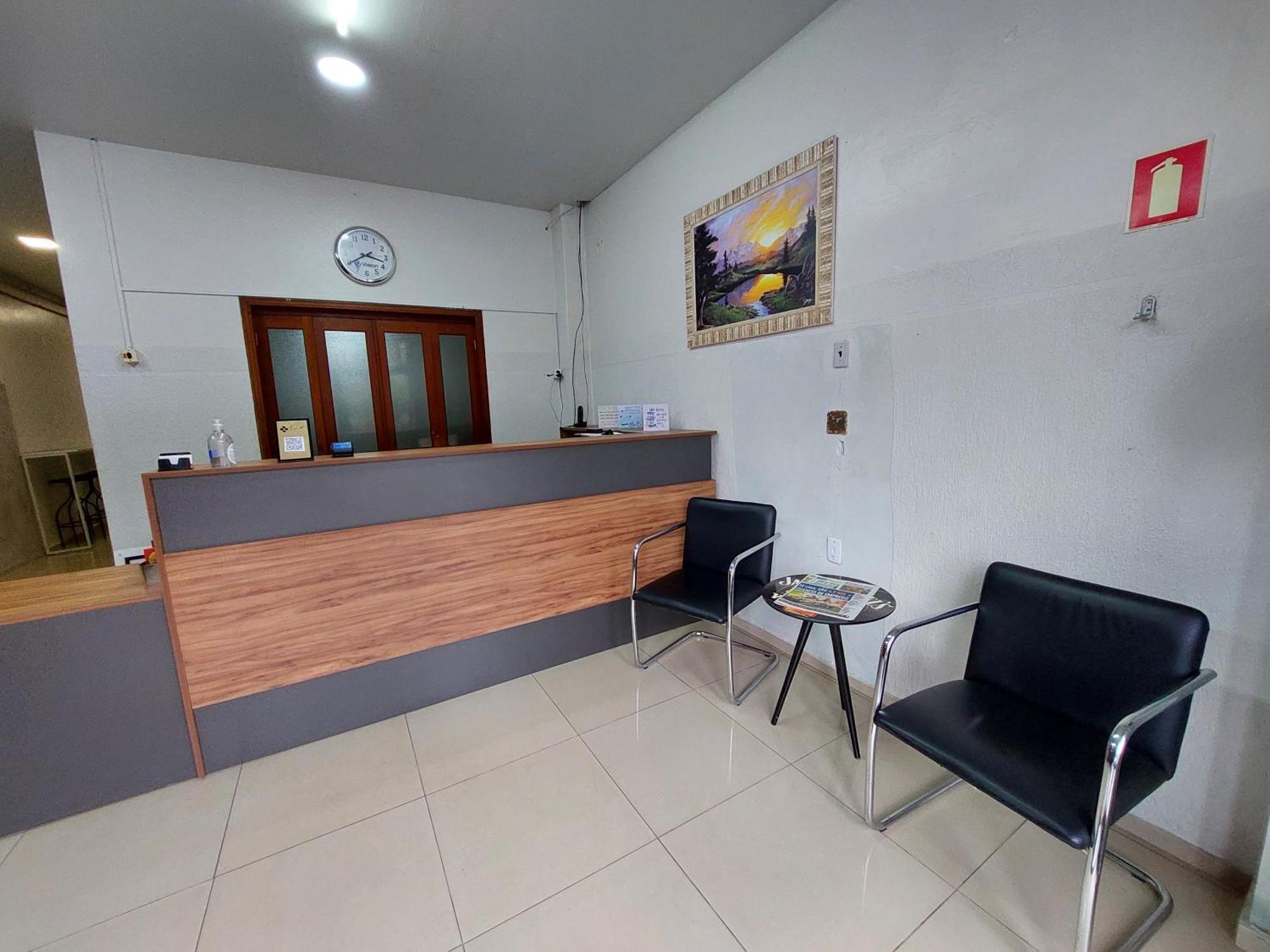 Hotel Tres Passos - Prox Ao Aeroporto E Rodoviaria 阿雷格里港 外观 照片